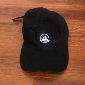 Black baseball cap